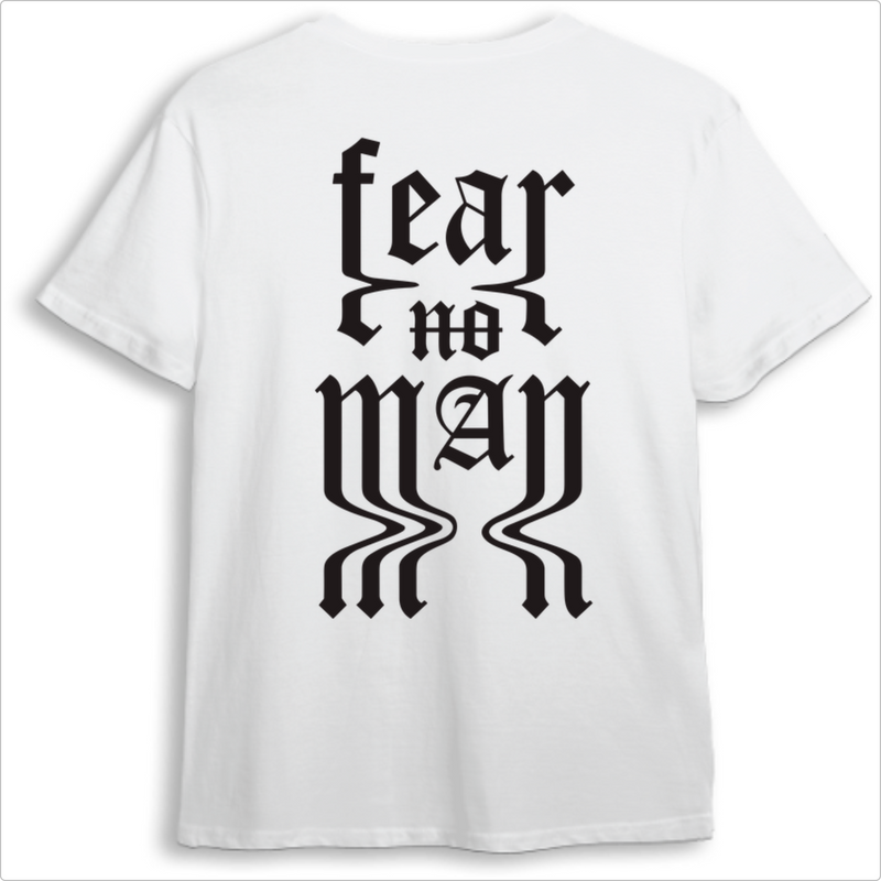 Camiseta "Fear no Man"